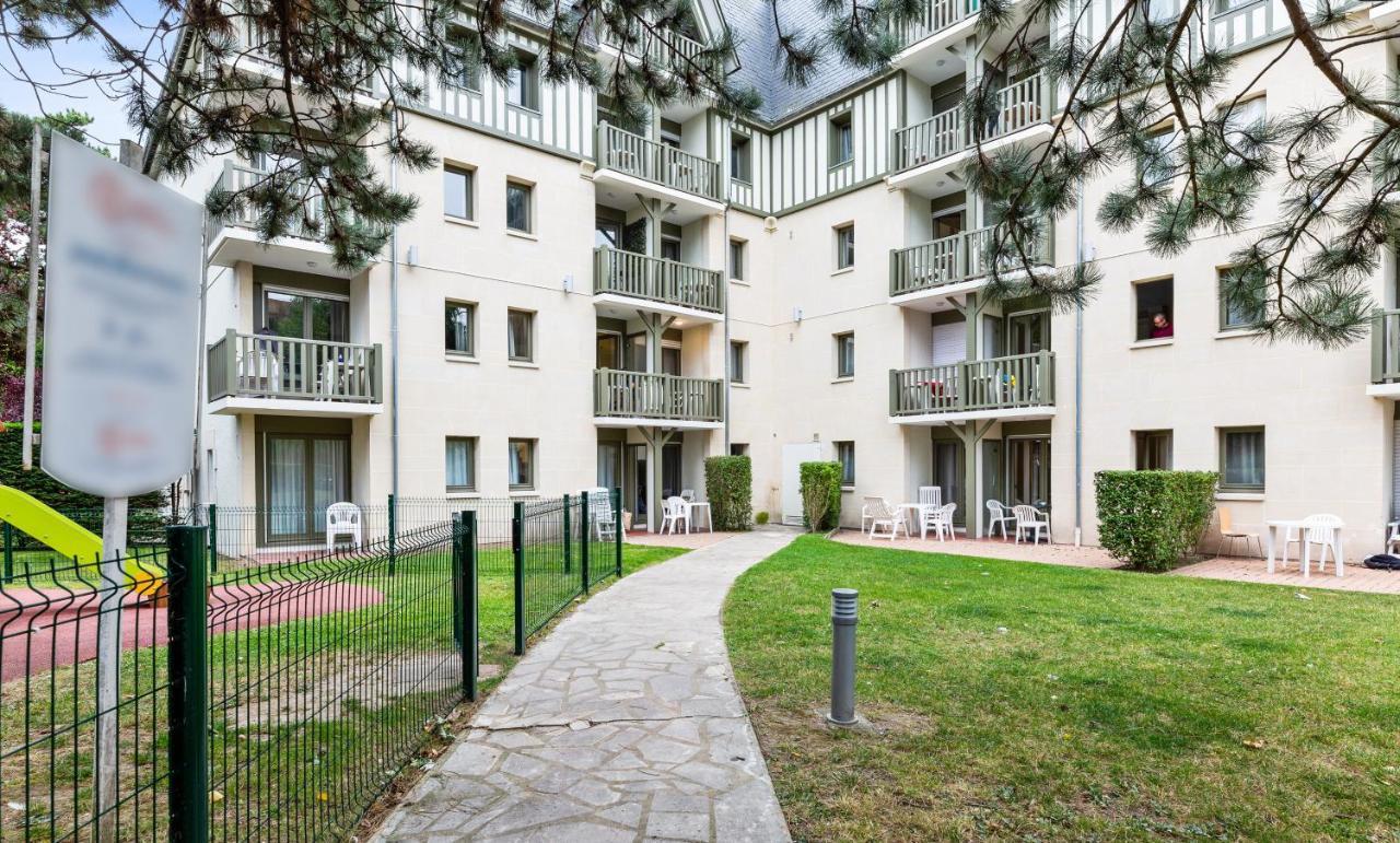 Residence Pierre & Vacances Les Embruns Deauville Exterior photo